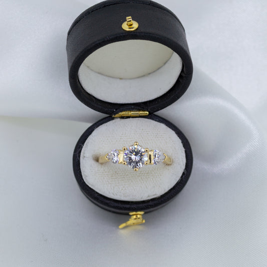 9ct Gold Cubic Zirconia Dress Ring Heart Shaped