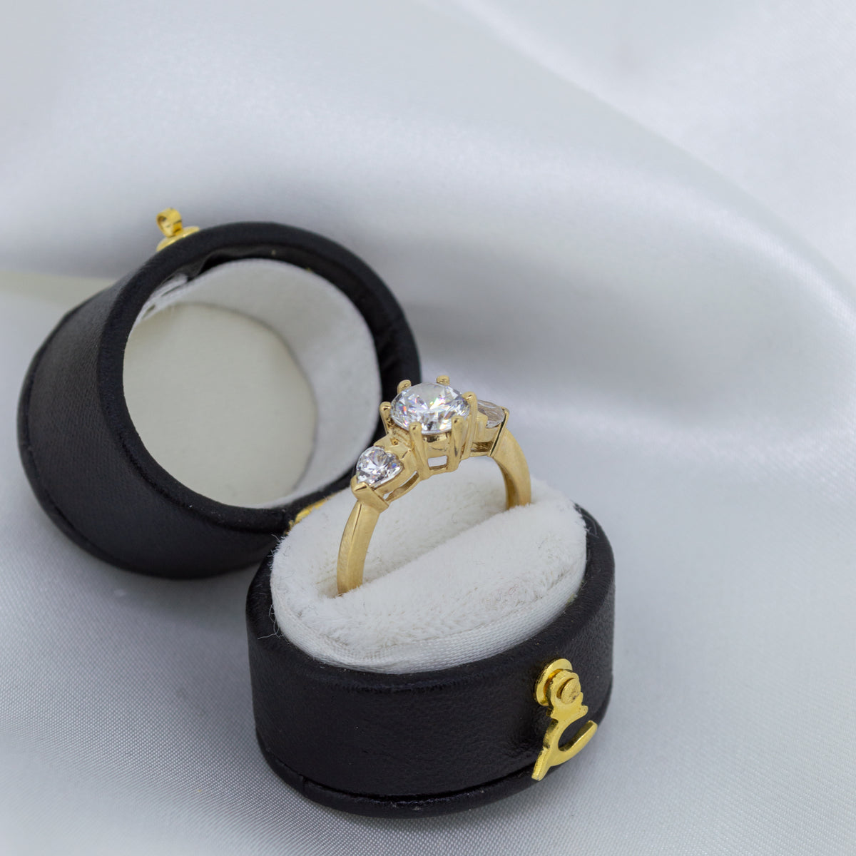 9ct Gold Cubic Zirconia Dress Ring Heart Shaped