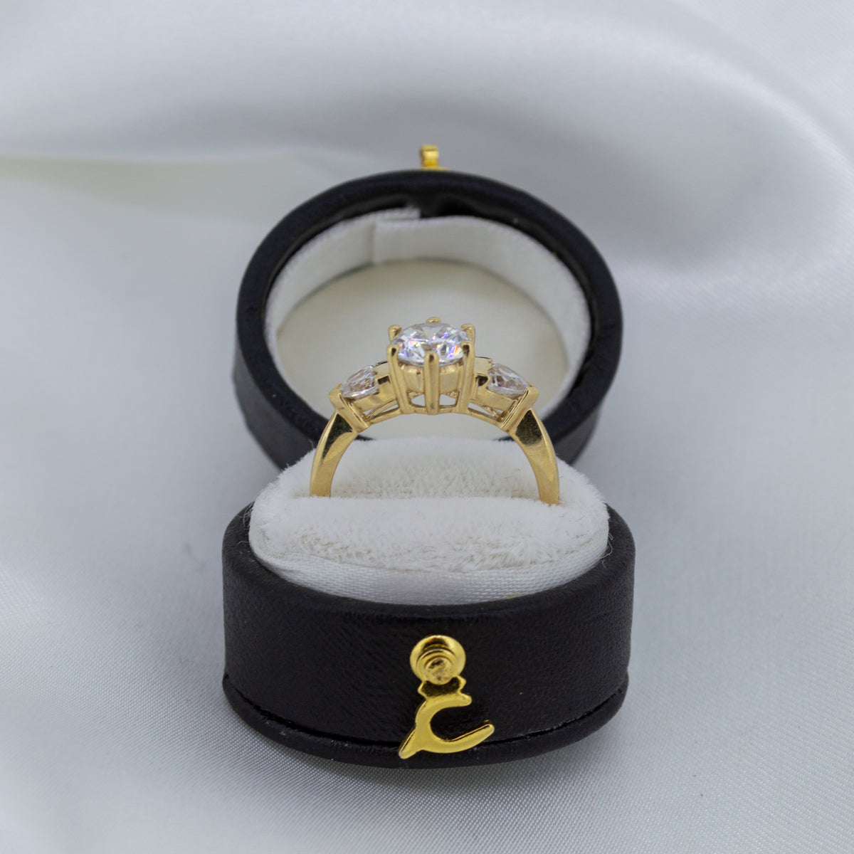 9ct Gold Cubic Zirconia Dress Ring Heart Shaped