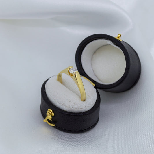 18ct Gold and Brilliant Cut Diamond Solitaire Ring
