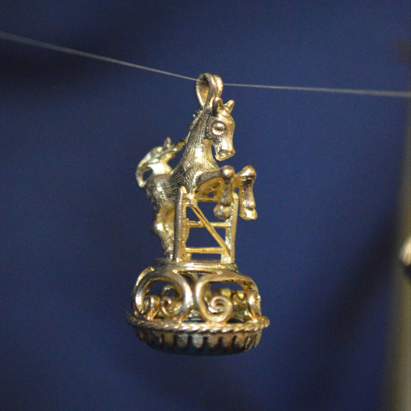 Vintage 9ct yellow horse fob