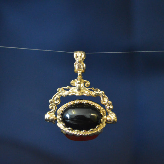 Vintage three stoned 9ct yellow gold Fob