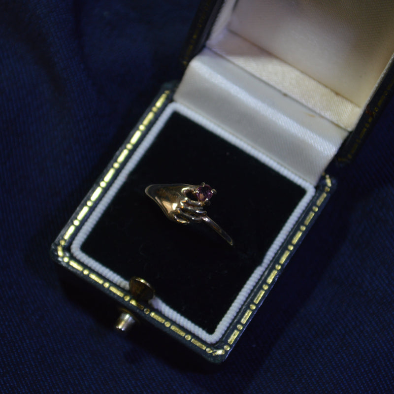 Hand ring