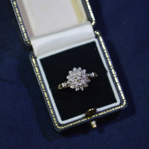 Diamond cluster ring