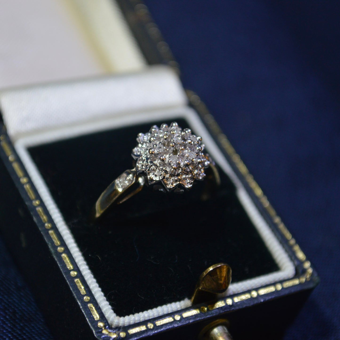 9ct Gold Diamond cluster ring