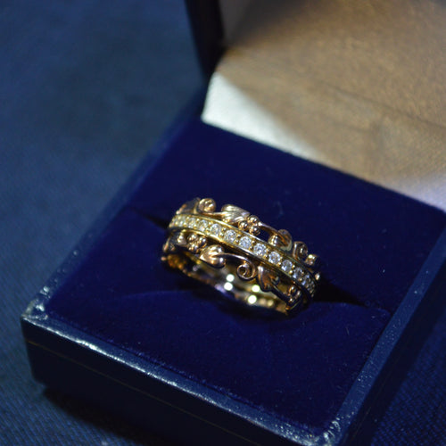 18ct Clogau ring & Diamonds