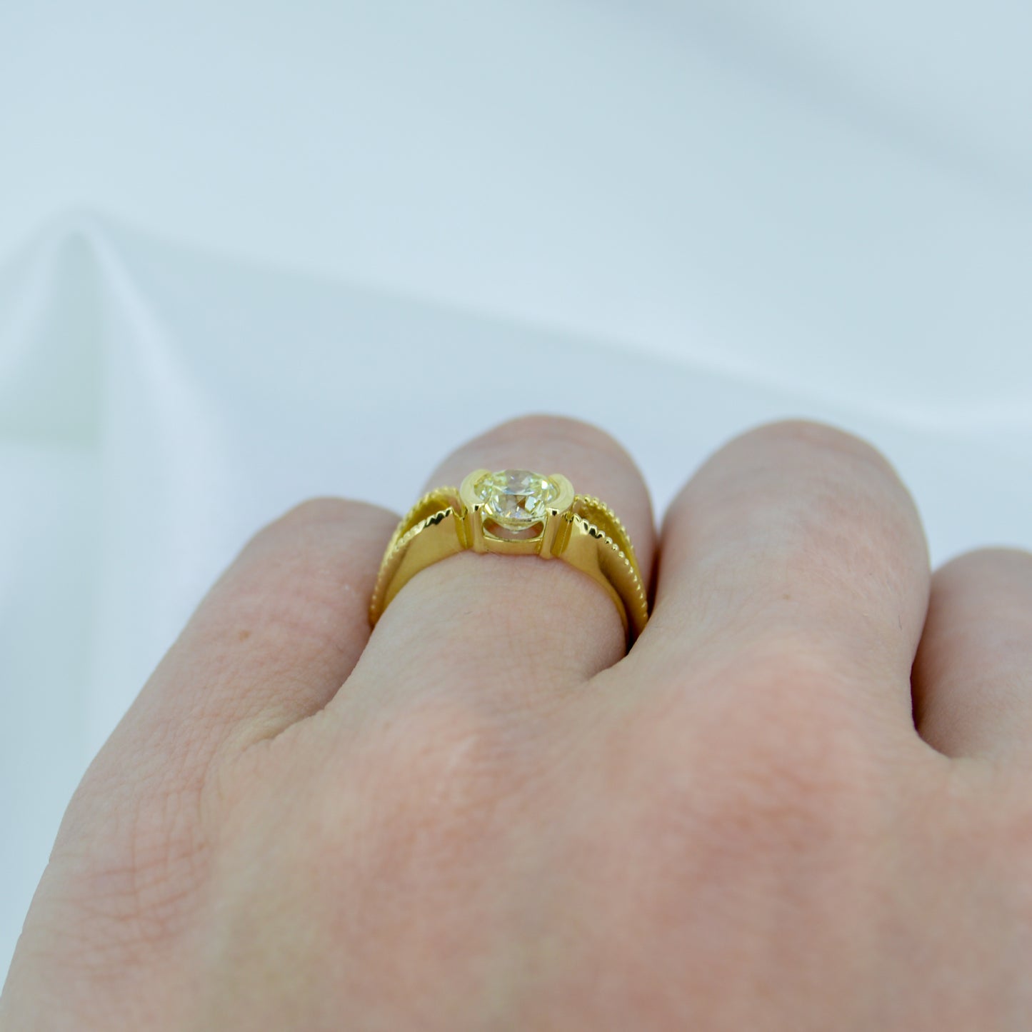 14ct Yellow Gold Natural Diamond Ring Solitaire Split Shank/Bypass Style