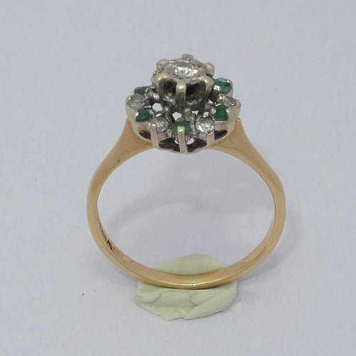 18ct Vintage Diamond & Emerald high setting ring