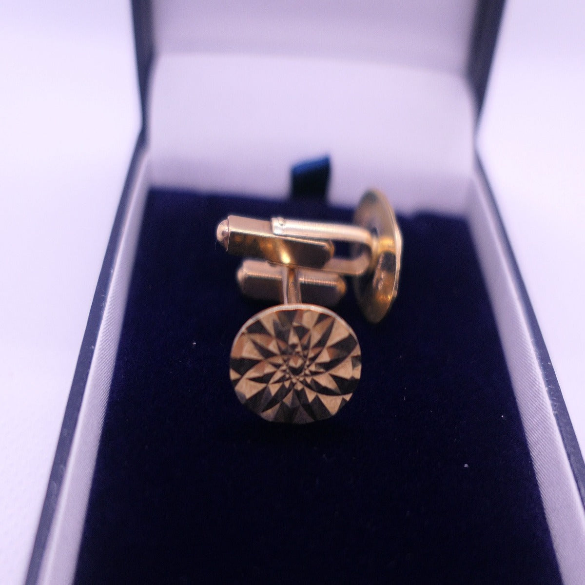 9ct yellow gold patterernd cufflinks