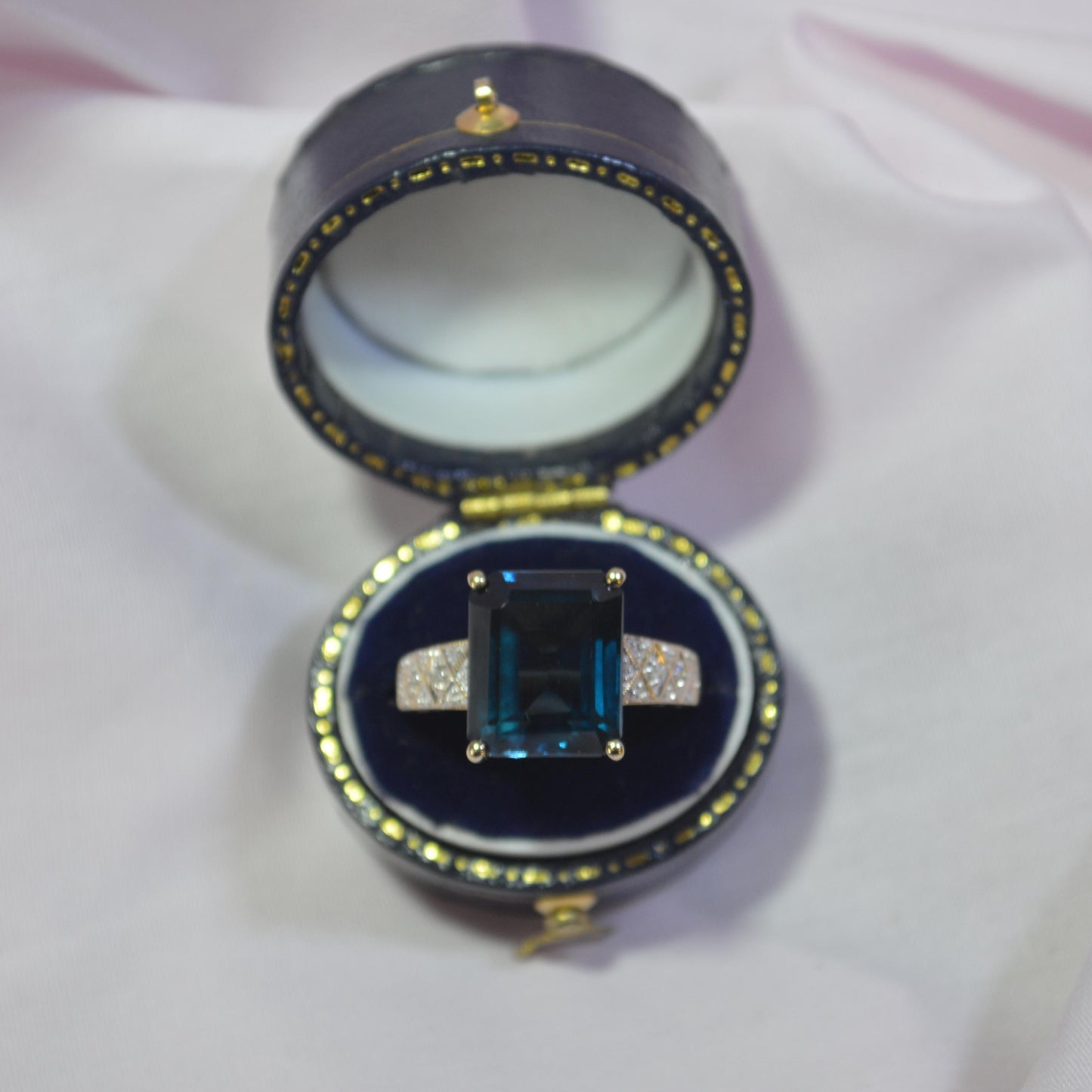 9ct Large Blue Cubic Zirconia ring