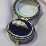 9ct vintage 3 stone opal ring