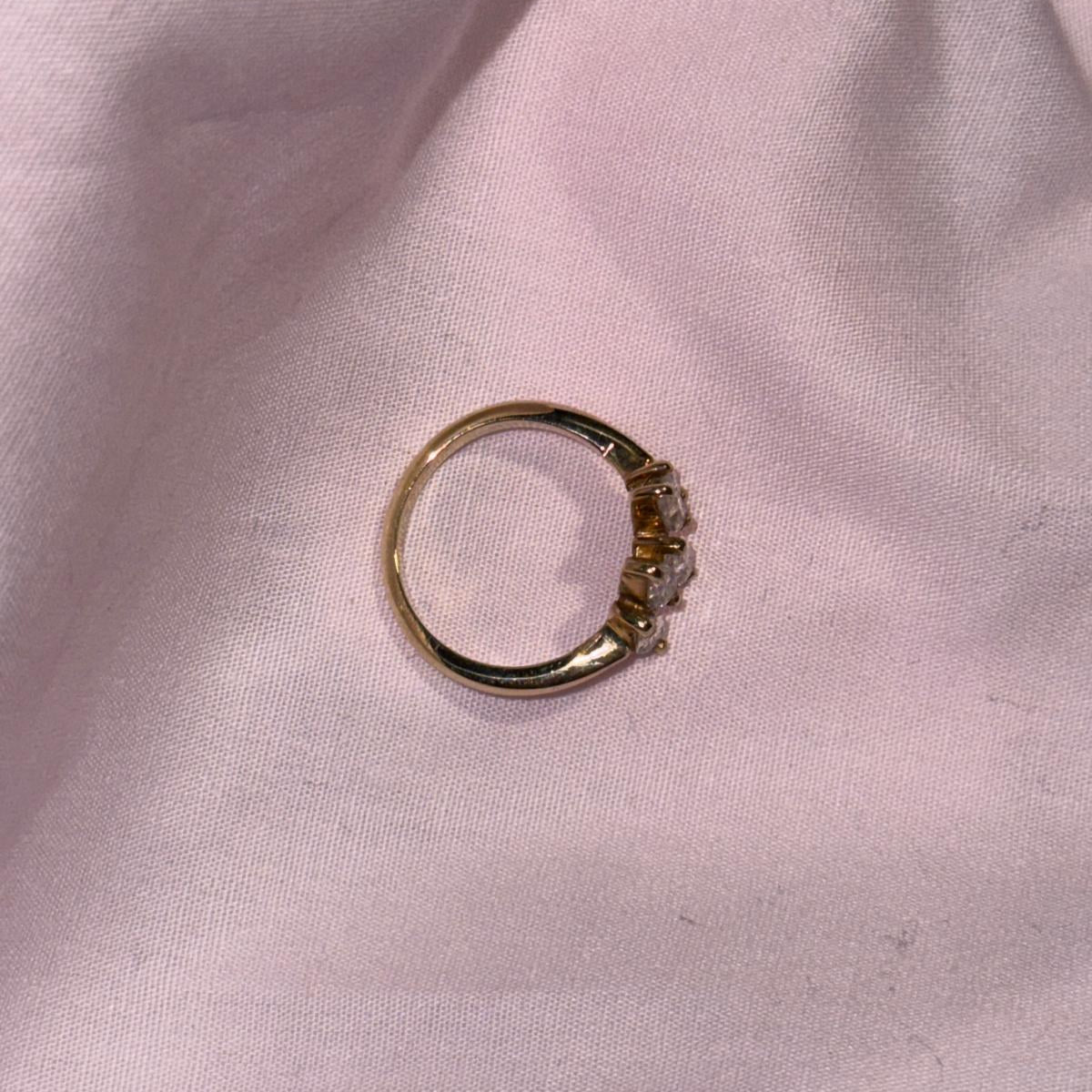 9ct Marquise Cubic Zirconia Ring