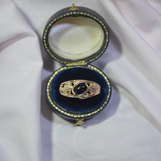 9ct Vintage decorative Band