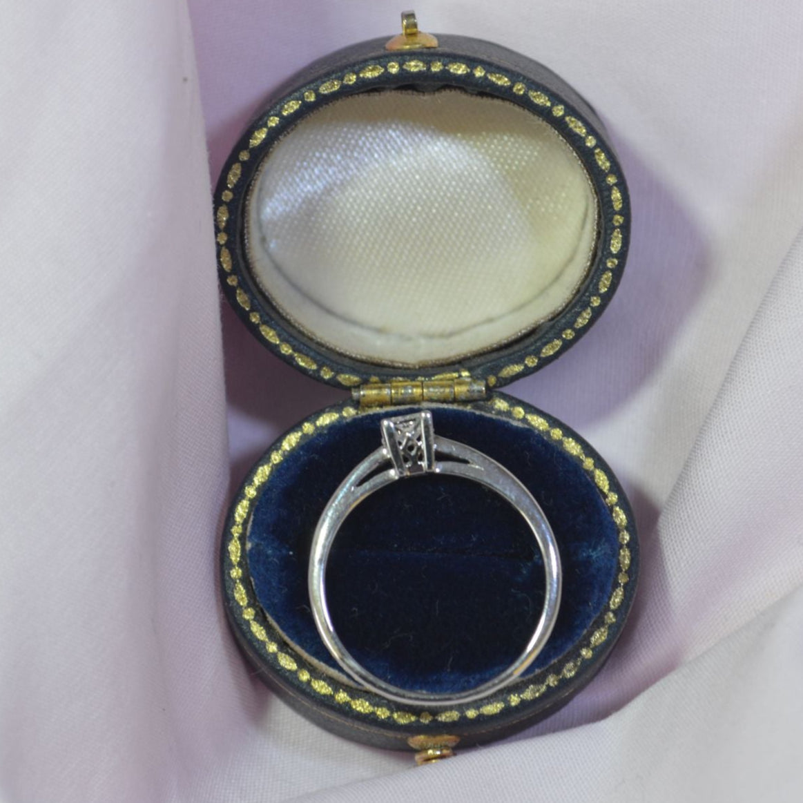 18ct white gold Princess Cut Diamond solitaire