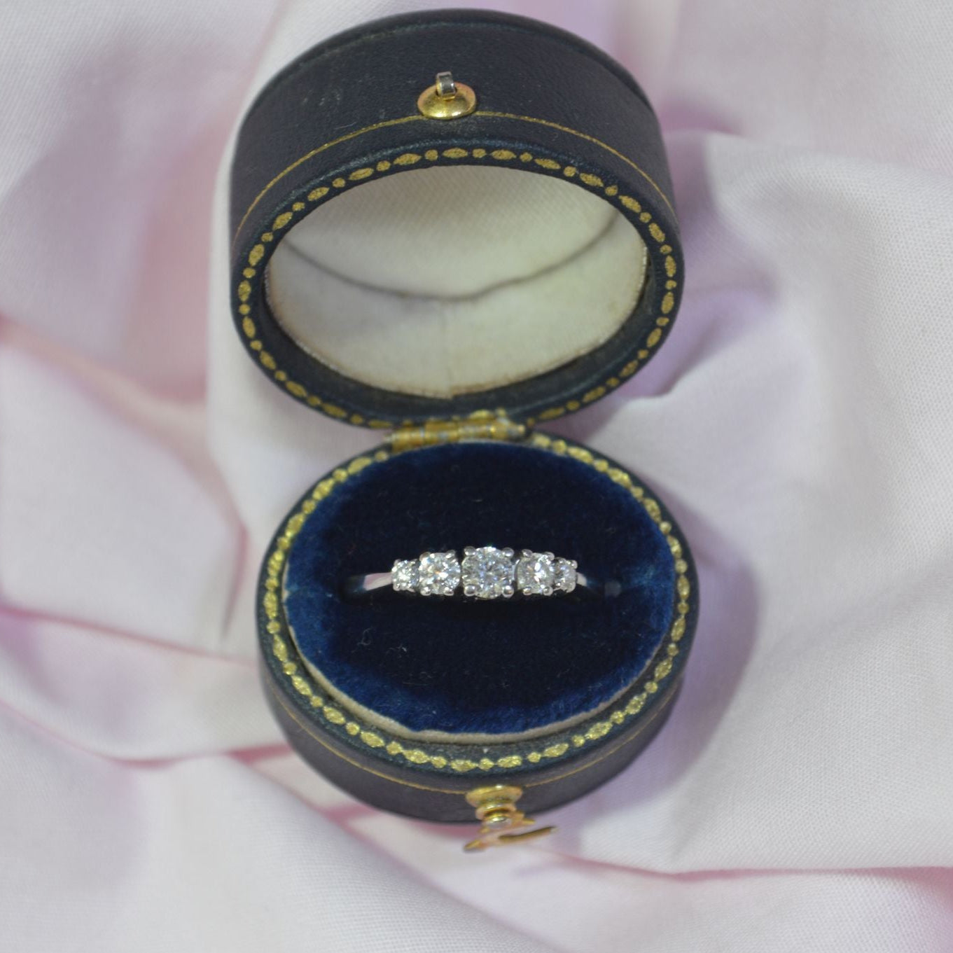 18ct white gold five Diamond ring