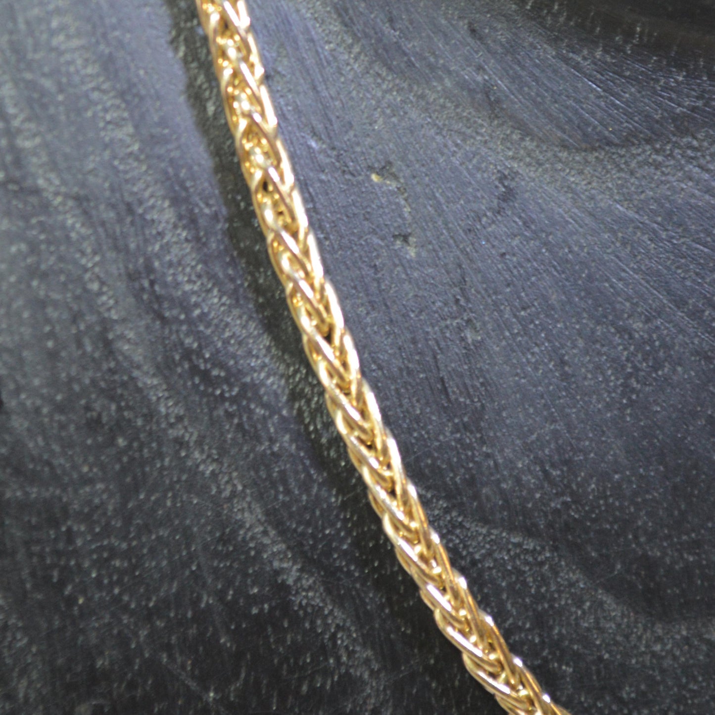9ct Yellow Gold heavy Spiga chain 16"