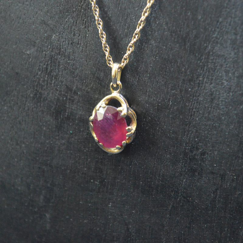 9ct gold vintage Ruby necklace