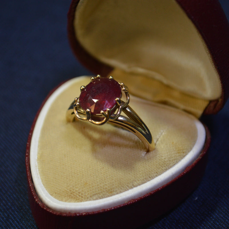 Vintage Gold Ruby Ring
