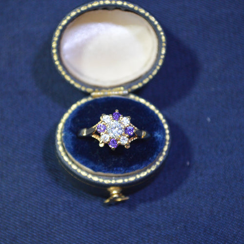 9ct CZ flower ring