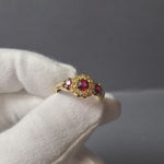 Vintage 18ct Ruby & Diamond ring