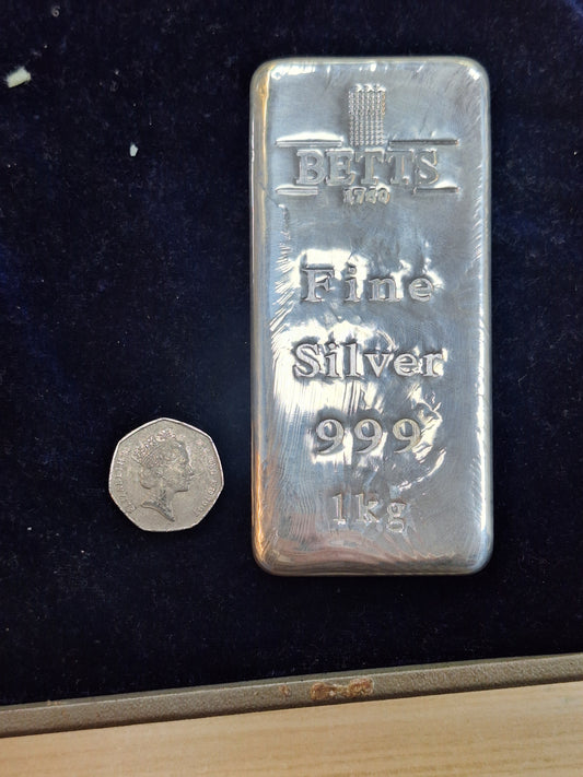 1 kilo of fine silvet refined by Betts Metal