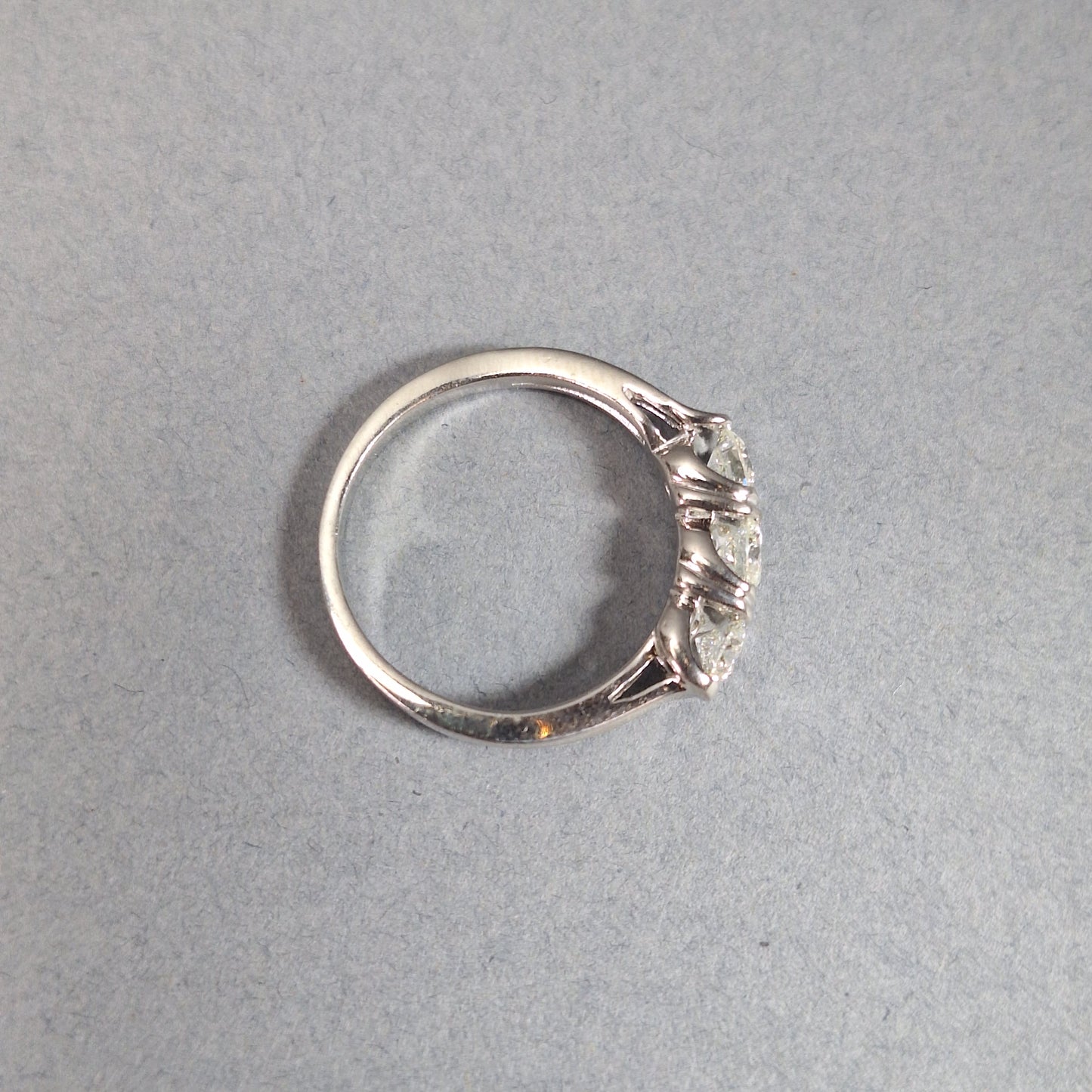 18ct White Gold 3 Stone Diamond Ring