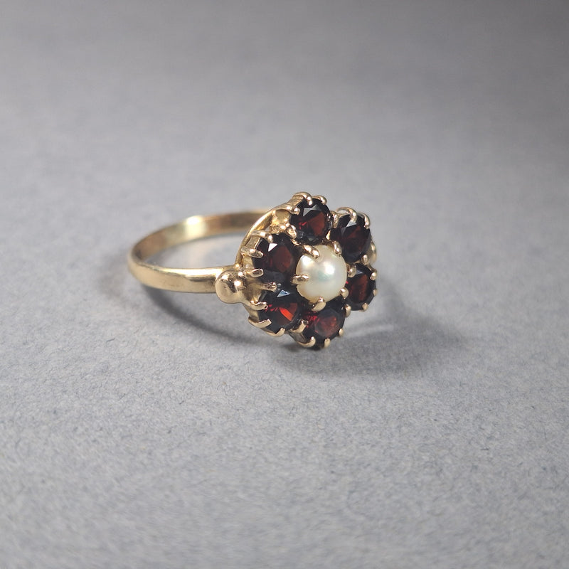 Vintage style opal & garnet 9ct yellow gold ring