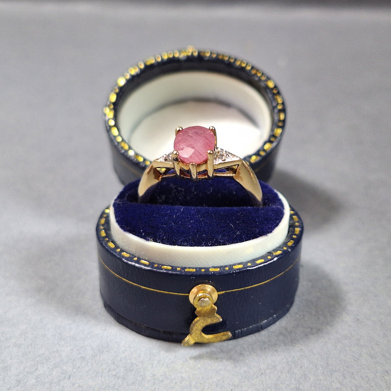 Vintage Ruby & Diamond 9ct yellow gold ring