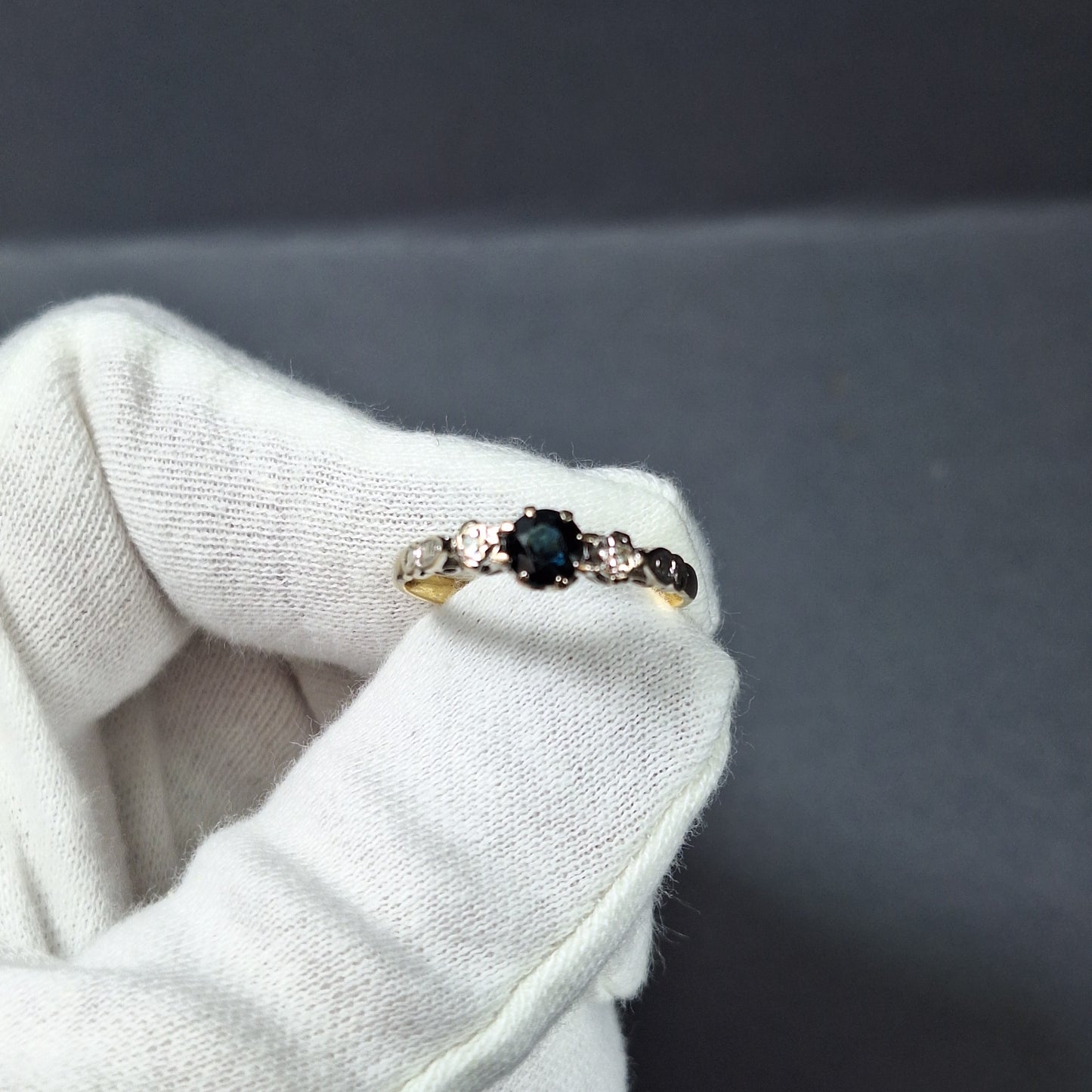Vintage 18ct Gold and Sapphire and Diamond Dress Ring