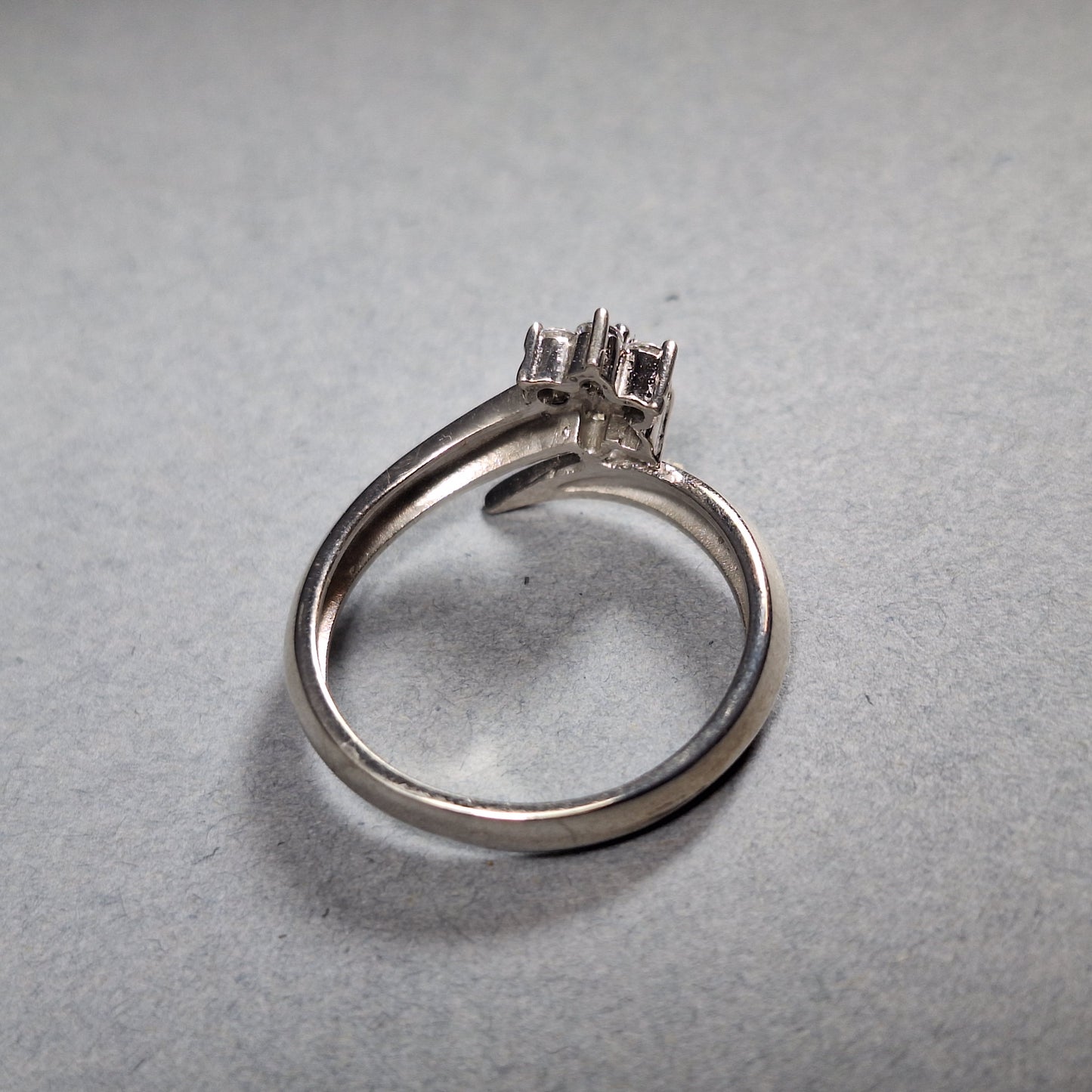 14ct White Gold White Sapphire Cluster Ring