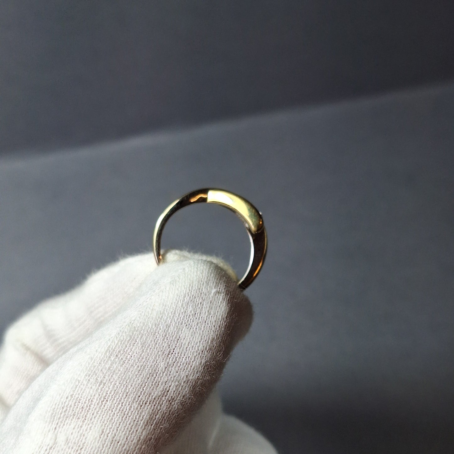 18ct Yellow and White Gold Diamond Solitaire Ring