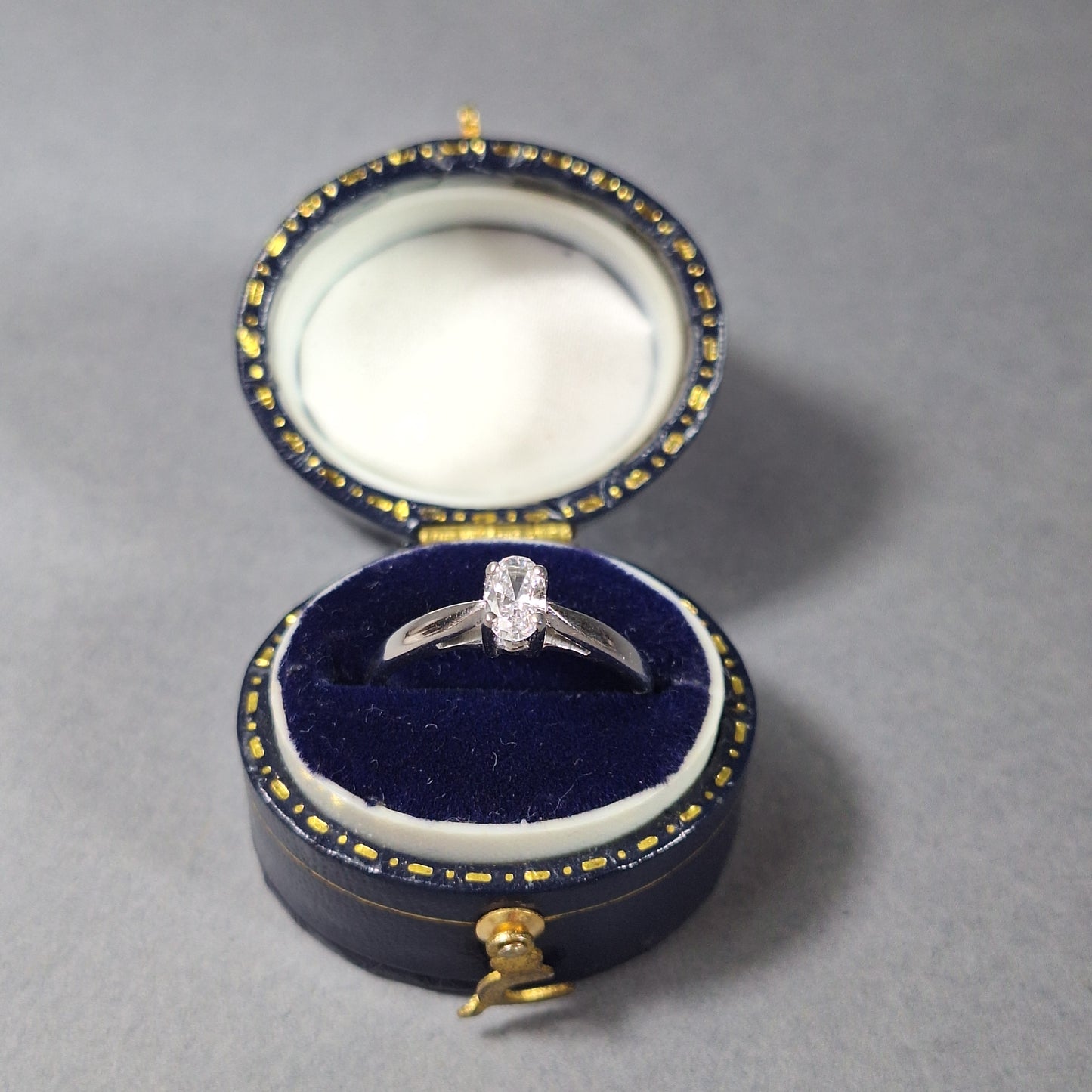 18ct White Gold Diamond Engagement Ring