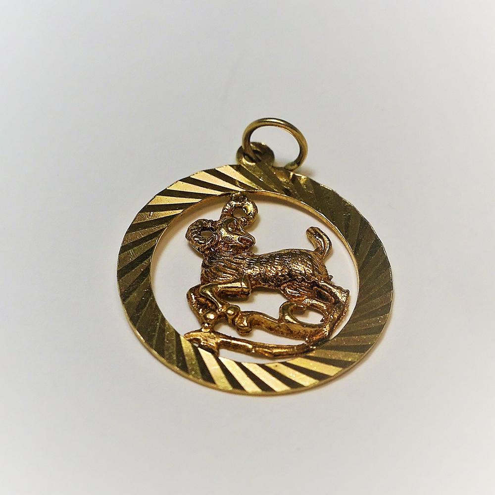 Vintage 9ct Gold Aries Ram Charm